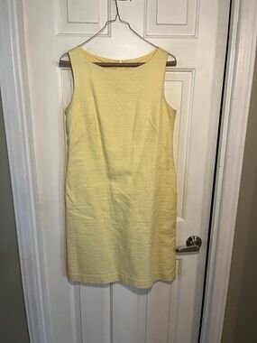 Isaac Mizrahi Live Yellow Textured Shift Dress  size 4